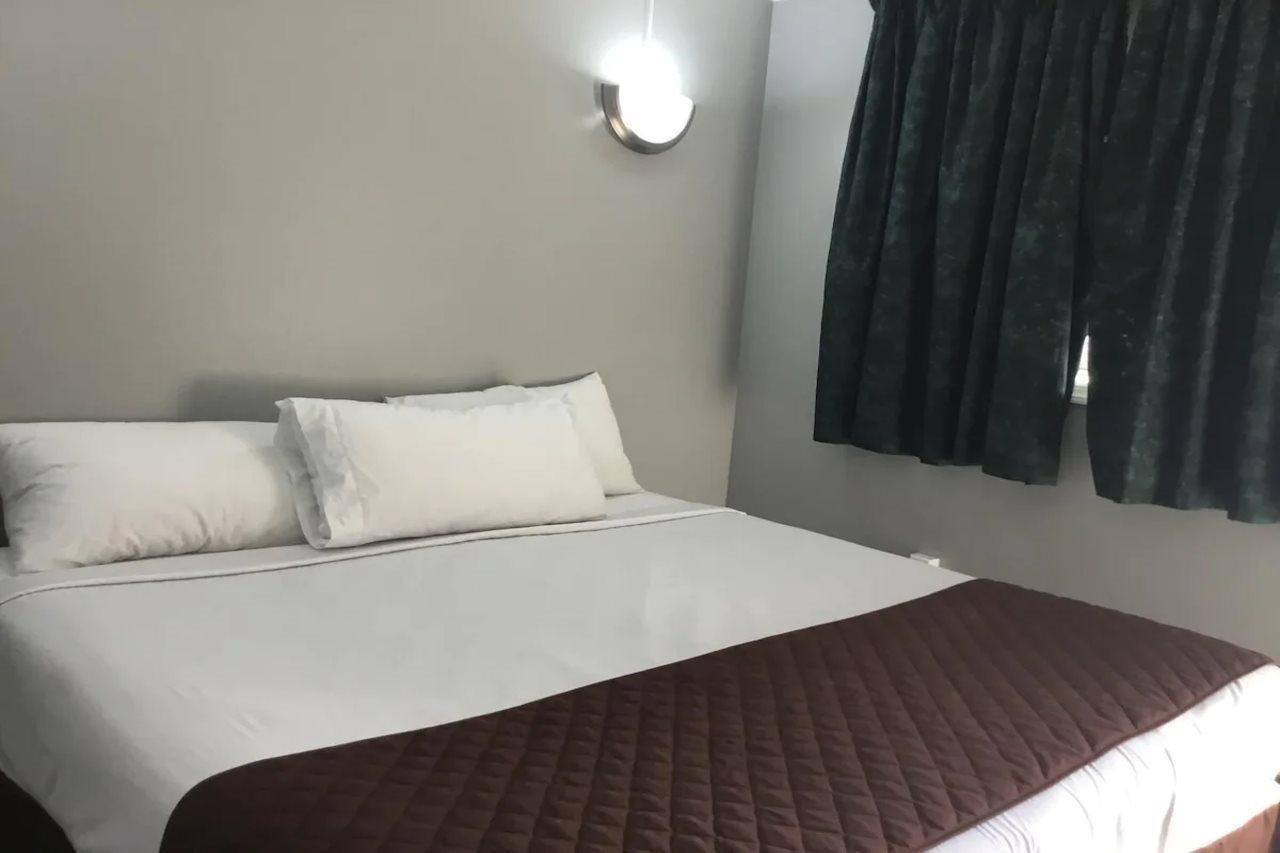 Americas Best Value Inn Avenel Woodbridge 외부 사진
