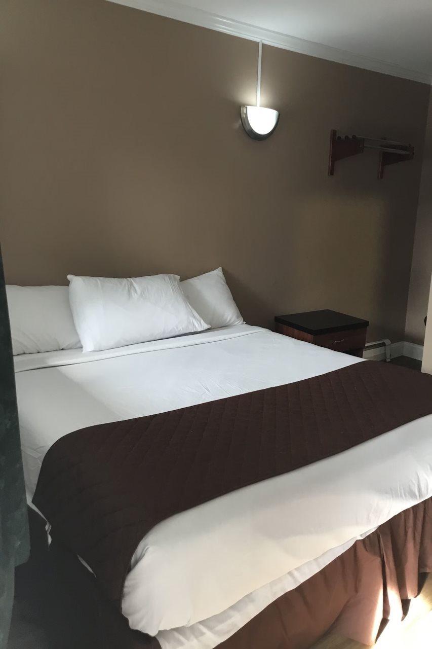 Americas Best Value Inn Avenel Woodbridge 외부 사진