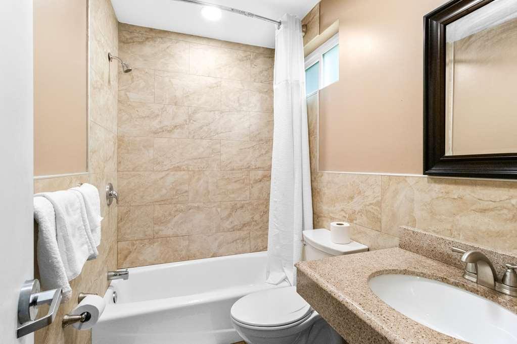 Americas Best Value Inn Avenel Woodbridge 객실 사진