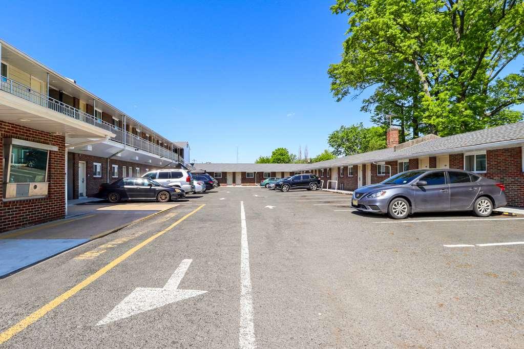 Americas Best Value Inn Avenel Woodbridge 외부 사진