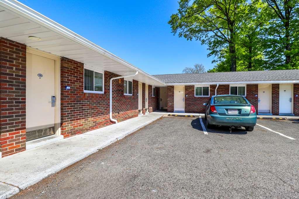 Americas Best Value Inn Avenel Woodbridge 외부 사진